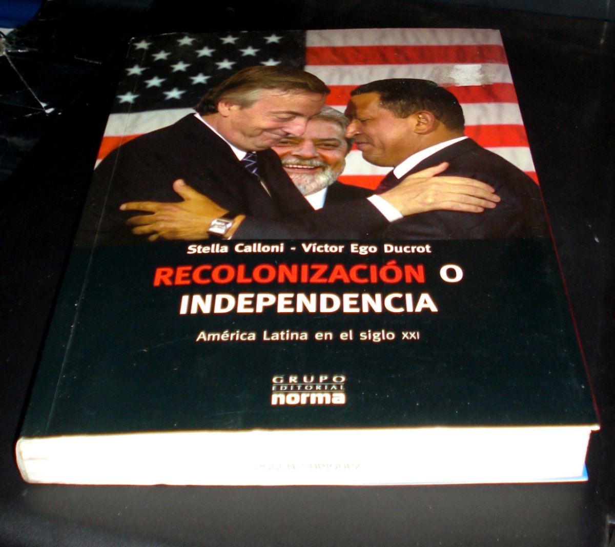 Stella Calloni y Víctor Ego Ducrot adelantaron en 2004 que una restauración de derecha requeriría de FF.AA. de “ocupación”