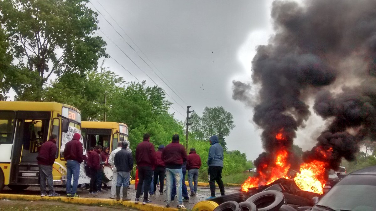 Vos no sos Garro, sos un garrón: tu especialidad consiste en joder a los trabajadores, a La Plata y a sus vecinos