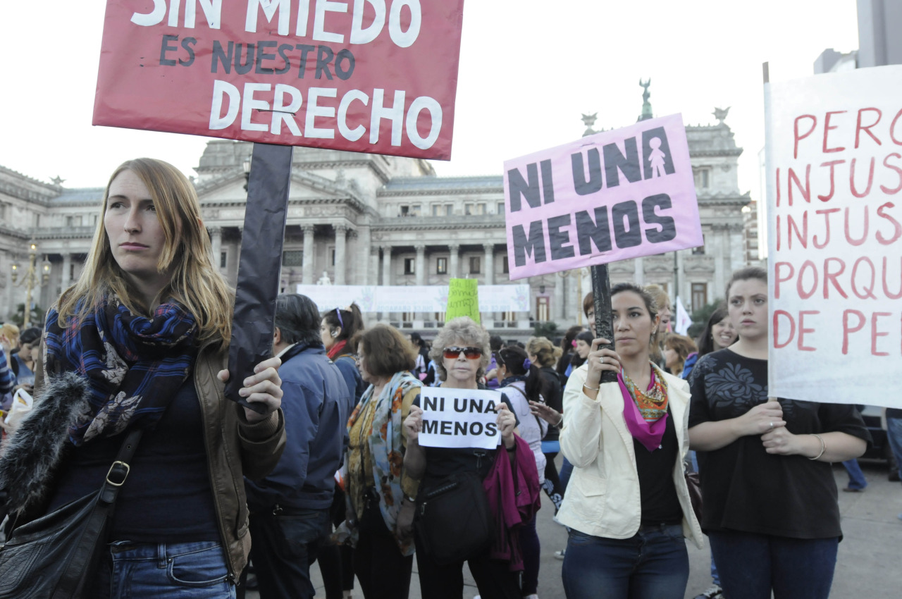 La Justicia aún circunscribe la violencia y el odio de género al ámbito privado