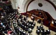 En una avanzada de la derecha, el Parlamento de Venezuela aprobó un acuerdo que podría dar paso al juicio político de Maduro