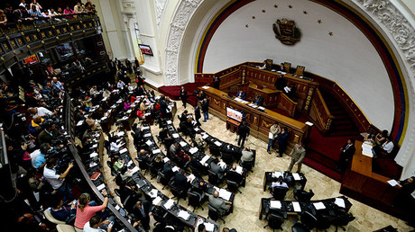 En una avanzada de la derecha, el Parlamento de Venezuela aprobó un acuerdo que podría dar paso al juicio político de Maduro
