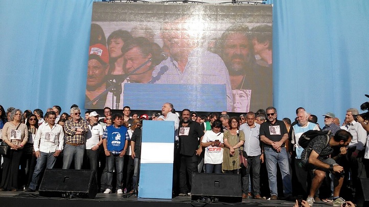 Plaza de Mayo: las dos CTA pidieron a la cúpula de la CGT que no sea “instrumento del enemigo”