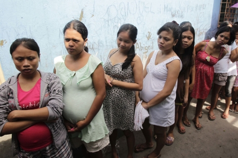 Machismo, violencia de género y una catástrofe en el sistema de salud: Los embarazos de niñas menores de 15 años podrían ser por abusos sexuales