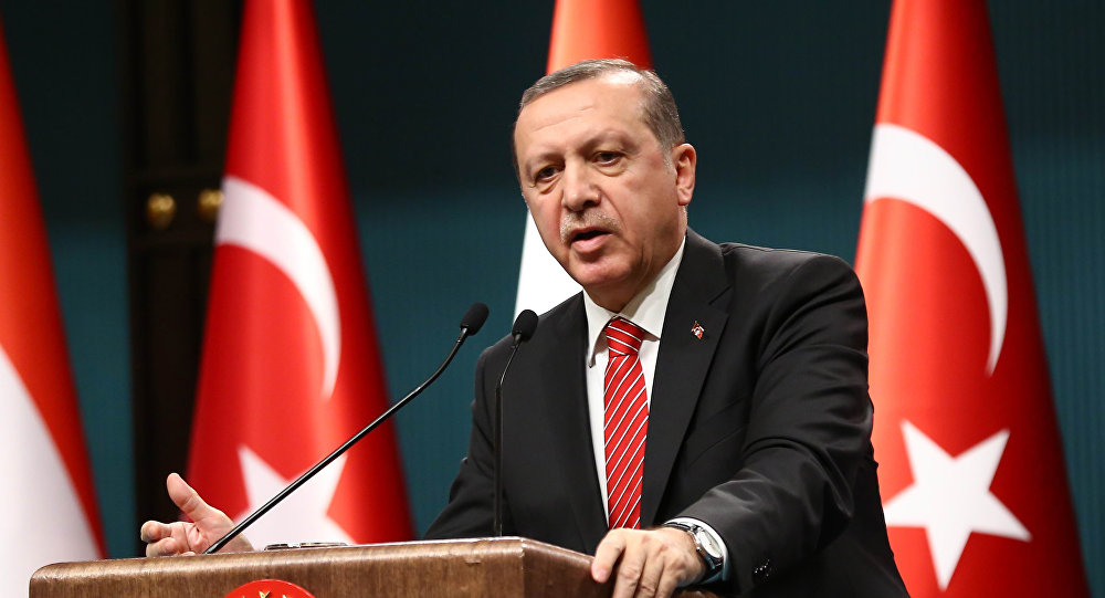 Erdogan acusó a EE.UU. de apoyar al Estado Islámico en Siria