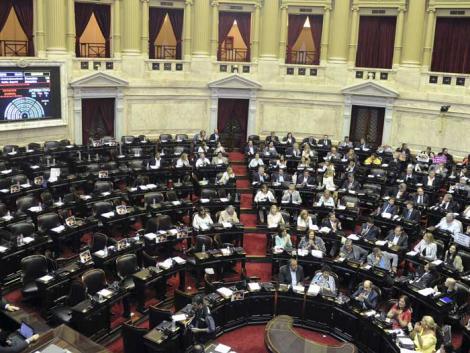 Ganancias: convirtieron en ley la reforma negociada entre Macri, Massa, la CGT y los gobernadores