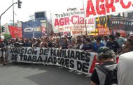 Multitudinaria marcha contra los despidos y la represión: “¡Se va a acabar, se va a morir, la dictadura de Clarín!”