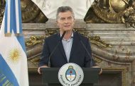 Antes que se le incendiara el rancho, Macri debió volver “a fojas cero” con la condonación de su deuda en el Correo y dar marcha atrás con el recorte a los jubilados