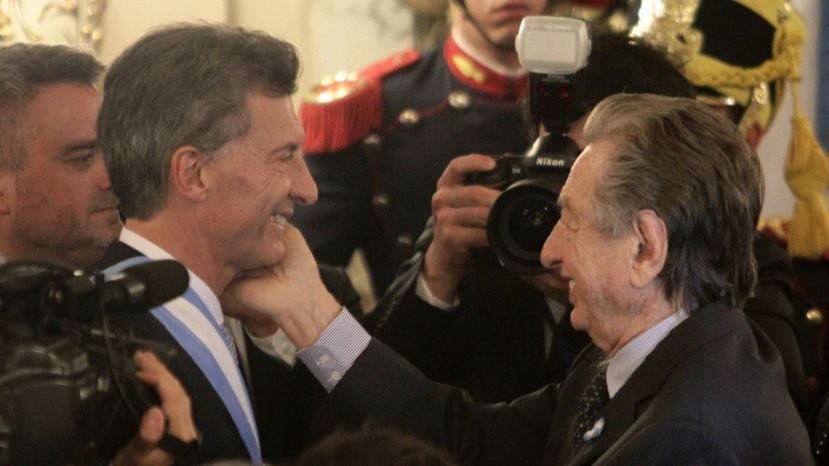 Ni pungas, ni chorritos de a todo por dos pesos: estos son saqueadores sistémicos; los Macri y sus parecidos en el globo llegan para afanarse todo