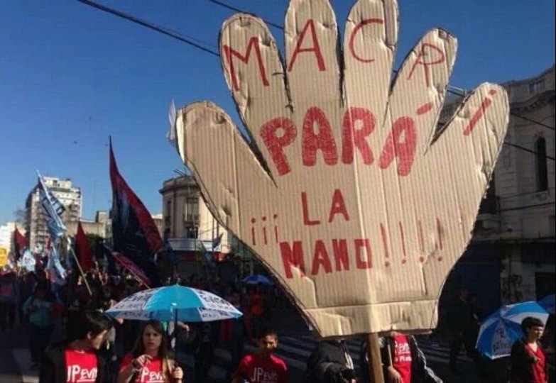 En la Argentina de Macri, la lista de despedidos aumenta día a día