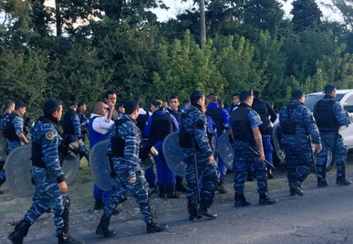 A punta de represión, Garro da luz verde para despedir y precarizar a choferes de la Línea Este