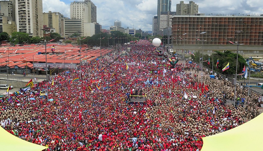 Disparan sobre Venezuela: presión Internacional, bloqueo económico, desabastecimiento y golpe de Estado