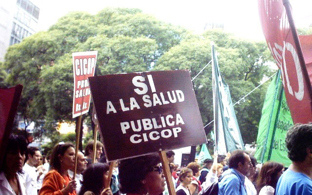 Médicos advierten que Vidal «tiene un desprecio absoluto por la salud pública”