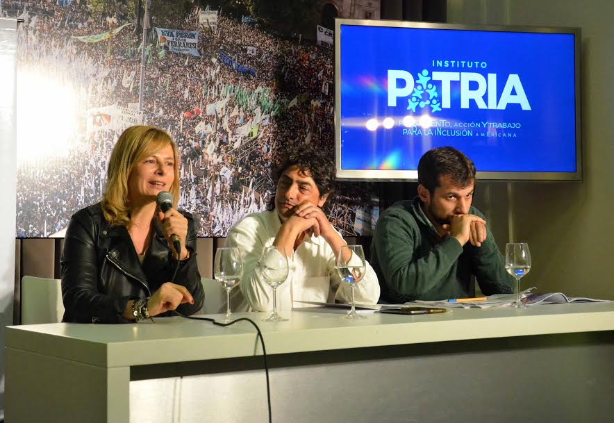 “En La Plata, lo urbano y la distribución de la tierra es racista, patriarcal y profundamente clasista”, dijo Florencia Saintout