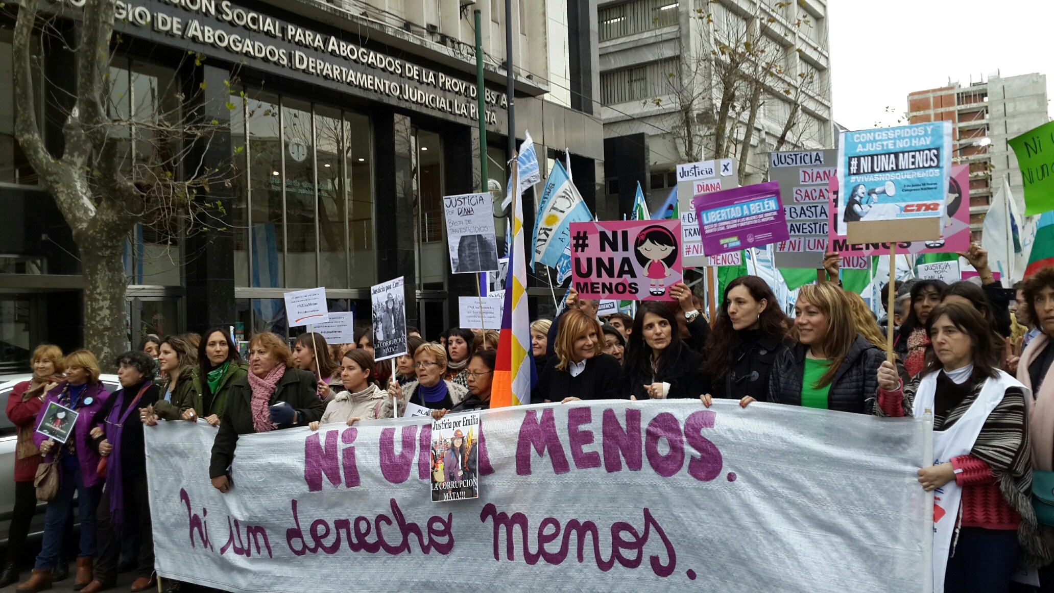 Una asamblea feminista dio su fuerte apoyo a las políticas de género impulsadas por Saintout desde el Concejo Deliberante platense