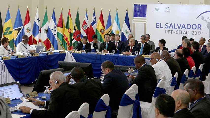 CELAC: “Afortunadamente no nos parecemos en nada a la OEA”