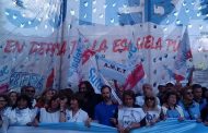 Vidal insiste con salarios de hambre y los maestros instalan la “Carpa de la Dignidad” en La Plata