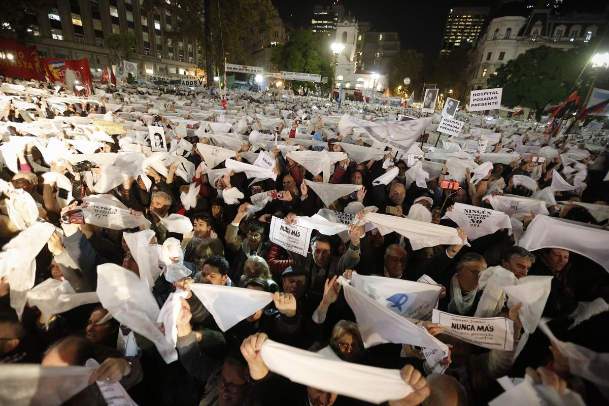 En Tribunales, en la Rosada y en las redacciones se contempla que la Corte PROgenocida emita un fallo echándose para atrás