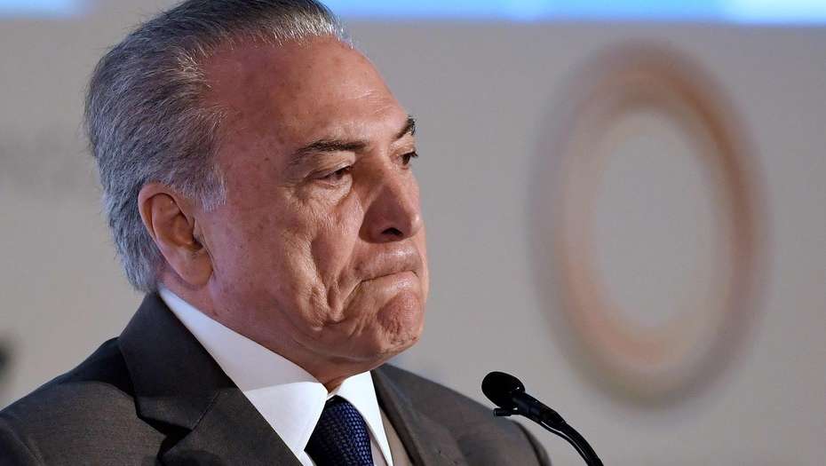 Mientras Temer recurre a métodos de la dictadura, algunos dicen que cae; otros que debe encontrar la forma de zafar