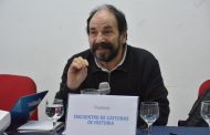 “El neoliberalimso impone un lenguaje homogéneo y en lo heterogéneo, en la dificultad para entender al otro, está la resistencia”