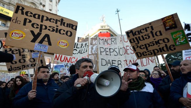 Los trabajadores de PepsiCo amplían sus movilizaciones y encararon directo al ministro de Trabajo