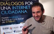 “A las empresas en Internet no les interesa la identidad de la persona, sino su perfil; así la convierten en mercancía”