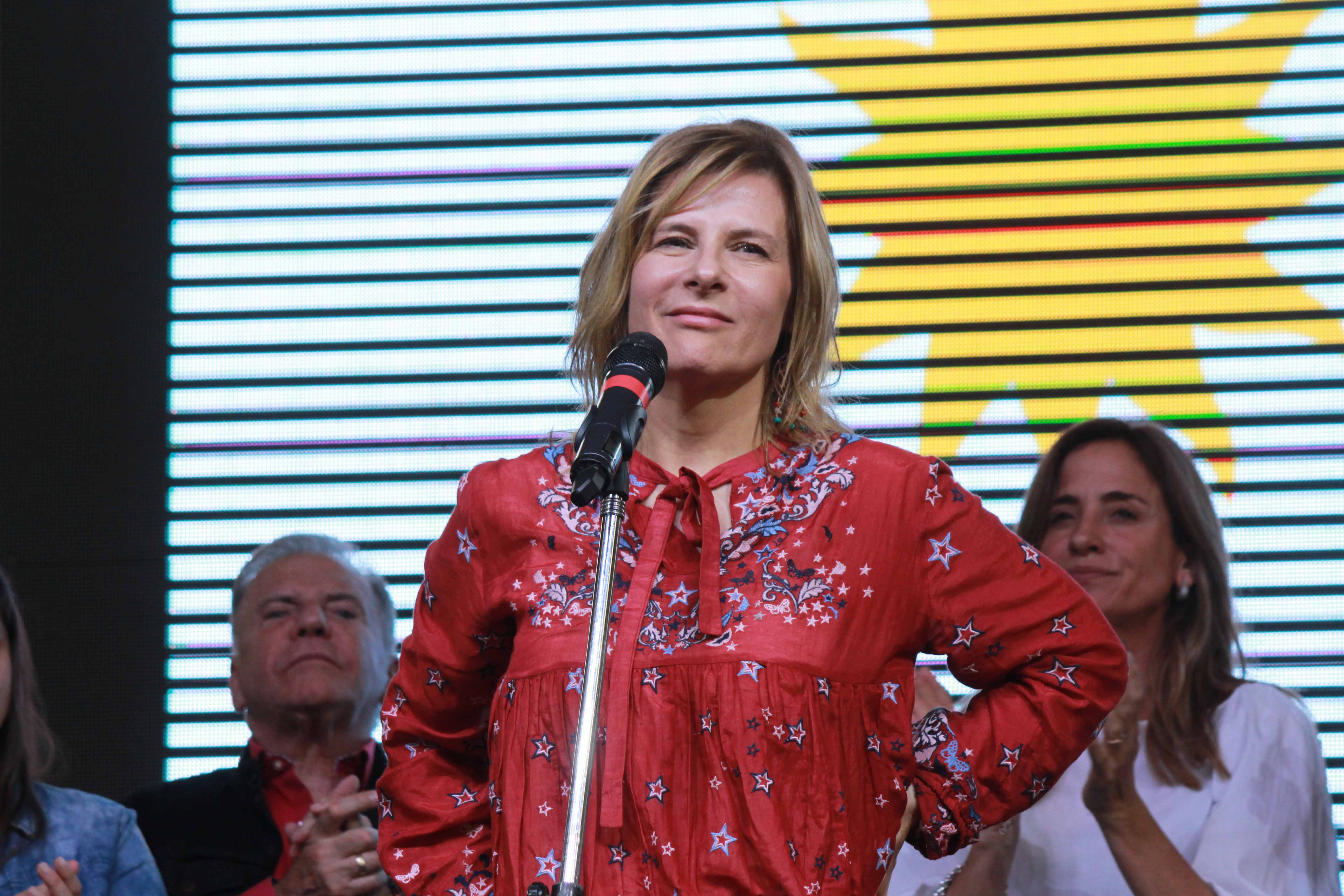 Florencia y las “mujeres que han luchado de tantas maneras para y siguen luchando por esta Patria”