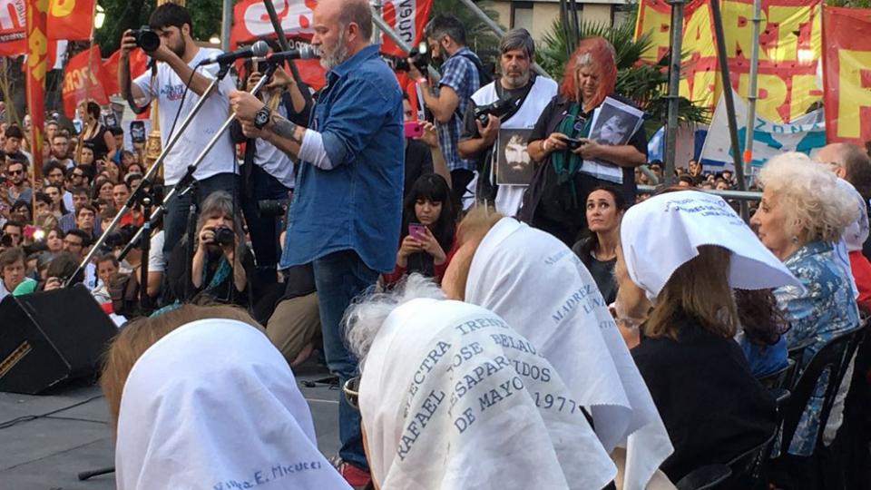 Una multitud en la cuarta marcha por Santiago Maldonado reclamó saber qué le pasó y quiénes son los responsables