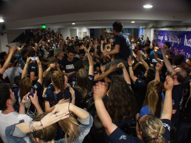 La agrupación Rodolfo Walsh arrasó en las elecciones universitarias: en Periodismo UNLP ganó el Centro y los cinco consejeros