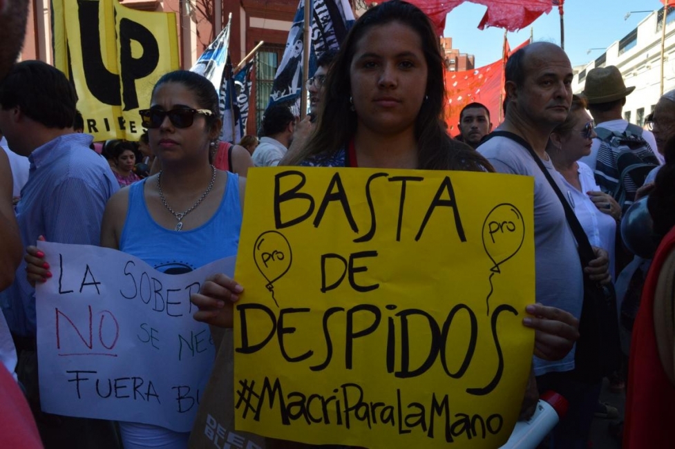 Macri despide trabajadores para colonizar el Estado: ya son más de 20.000 los ingresantes amigos de Cambiemos