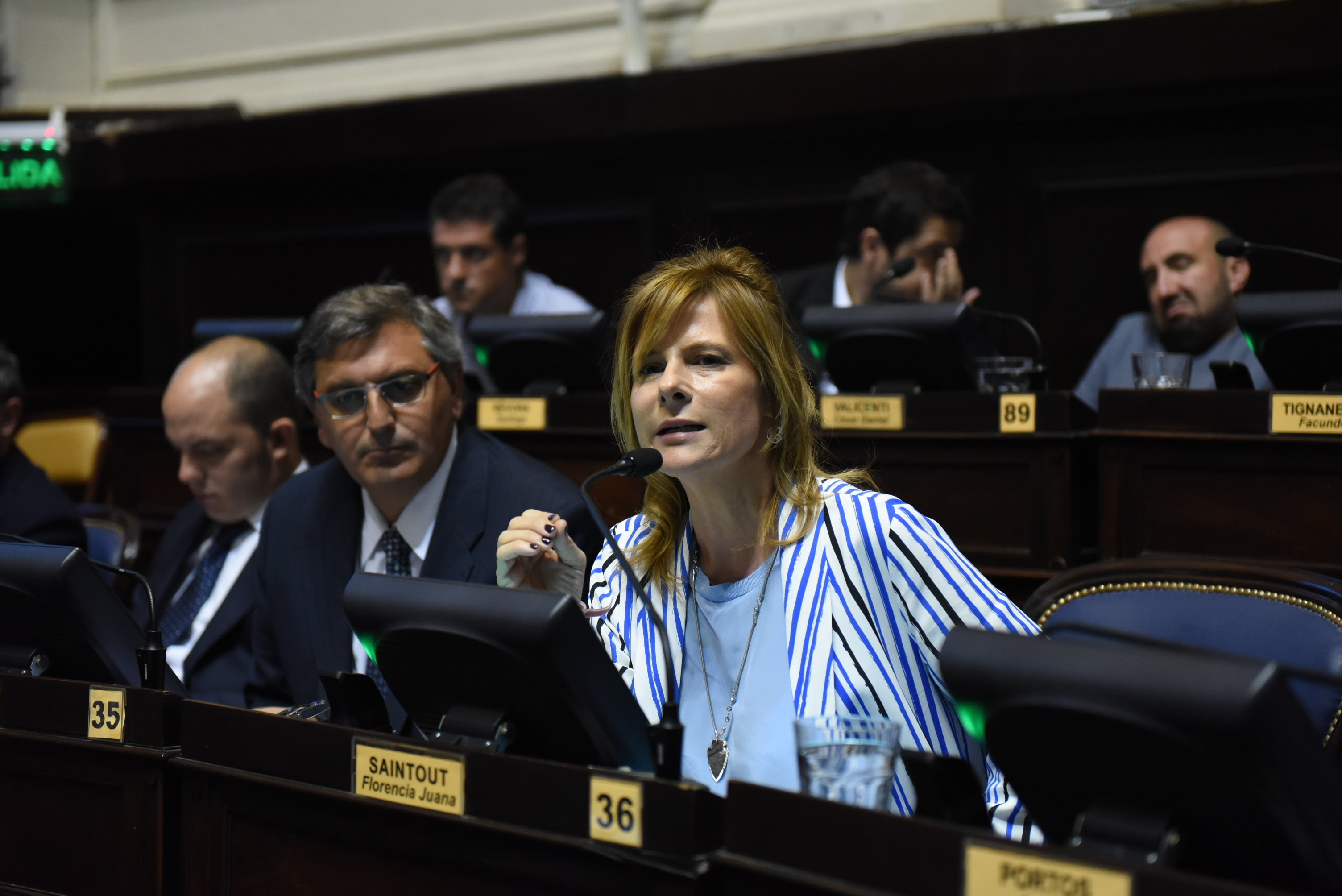 “Tenemos una gobernadora que no escucha lo que está pasando en la calle”, dijo Florencia Saintout