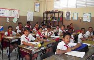 En las Redes (como pejerrey que se defiende): en Cuba hay escuelas para un pibe, que le avisen a Vidal