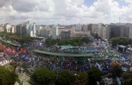 Al finalizar el multitudinario acto en la 9 de Julio las CTA llamaron a continuar la lucha y hablaron de un posible paro general