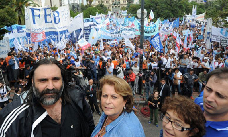 Los docentes bonaerenses se movilizarán, también con los estatales, y anuncian paro de actividades