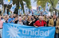 Saintout: “Marchamos en La Plata con los 30.000 compañeros desaparecidos en el corazón y la memoria”