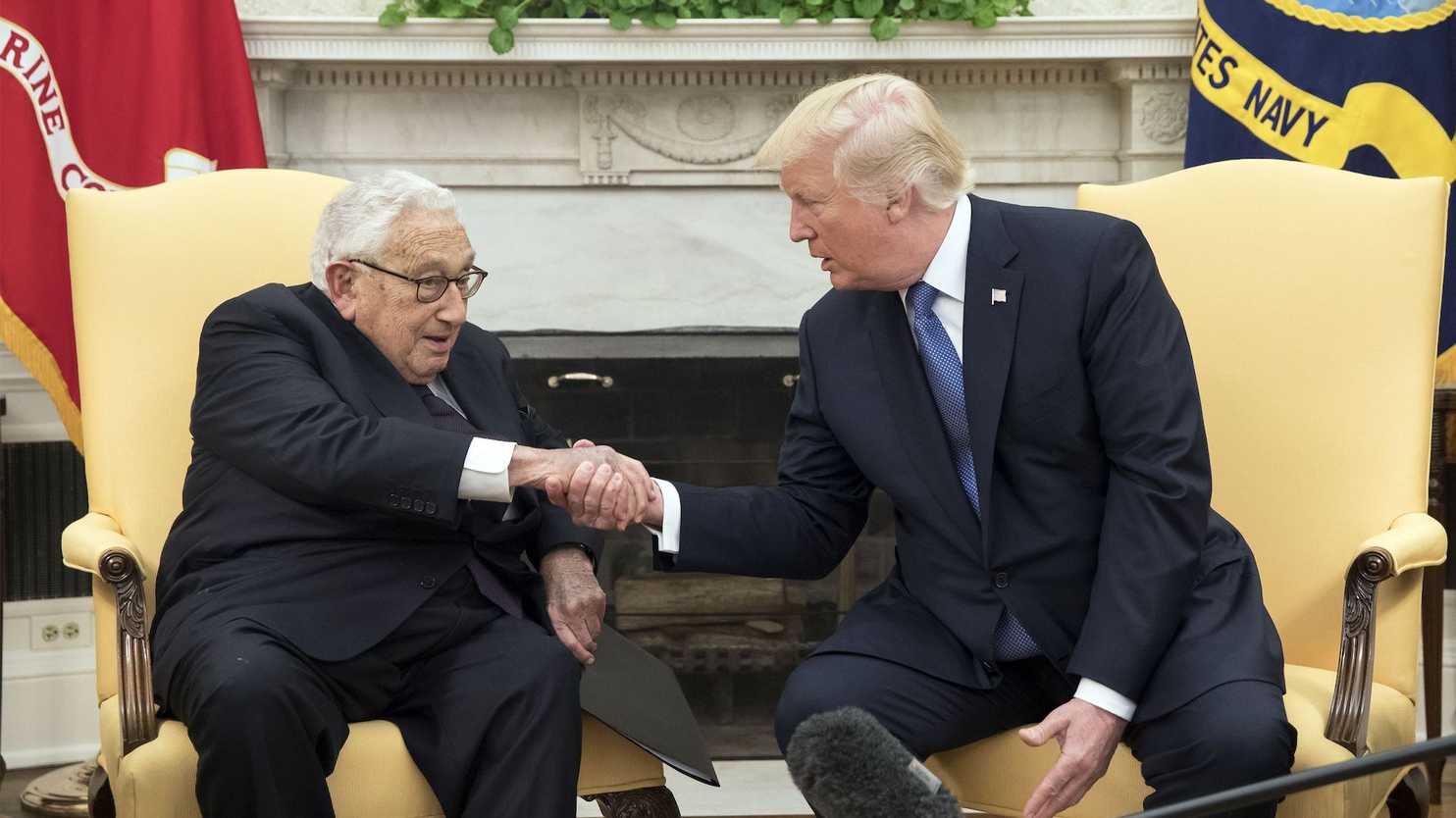 Lo dice un ex de la CIA: como Nixon y Kissinger, Trump apela a la teoría de los «usos políticos de la locura”