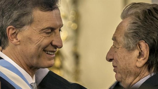 Los decires del Dr. Ciappina y el dólar: Cuando Macri & Company tengan sus ganancias en el exterior dejarán que el país explote