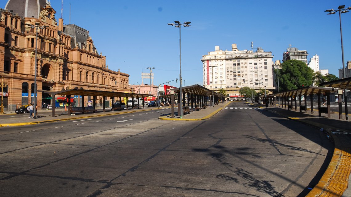 La CTA llama a “no abandonar la calle” y la CGT pide se reabran paritarias