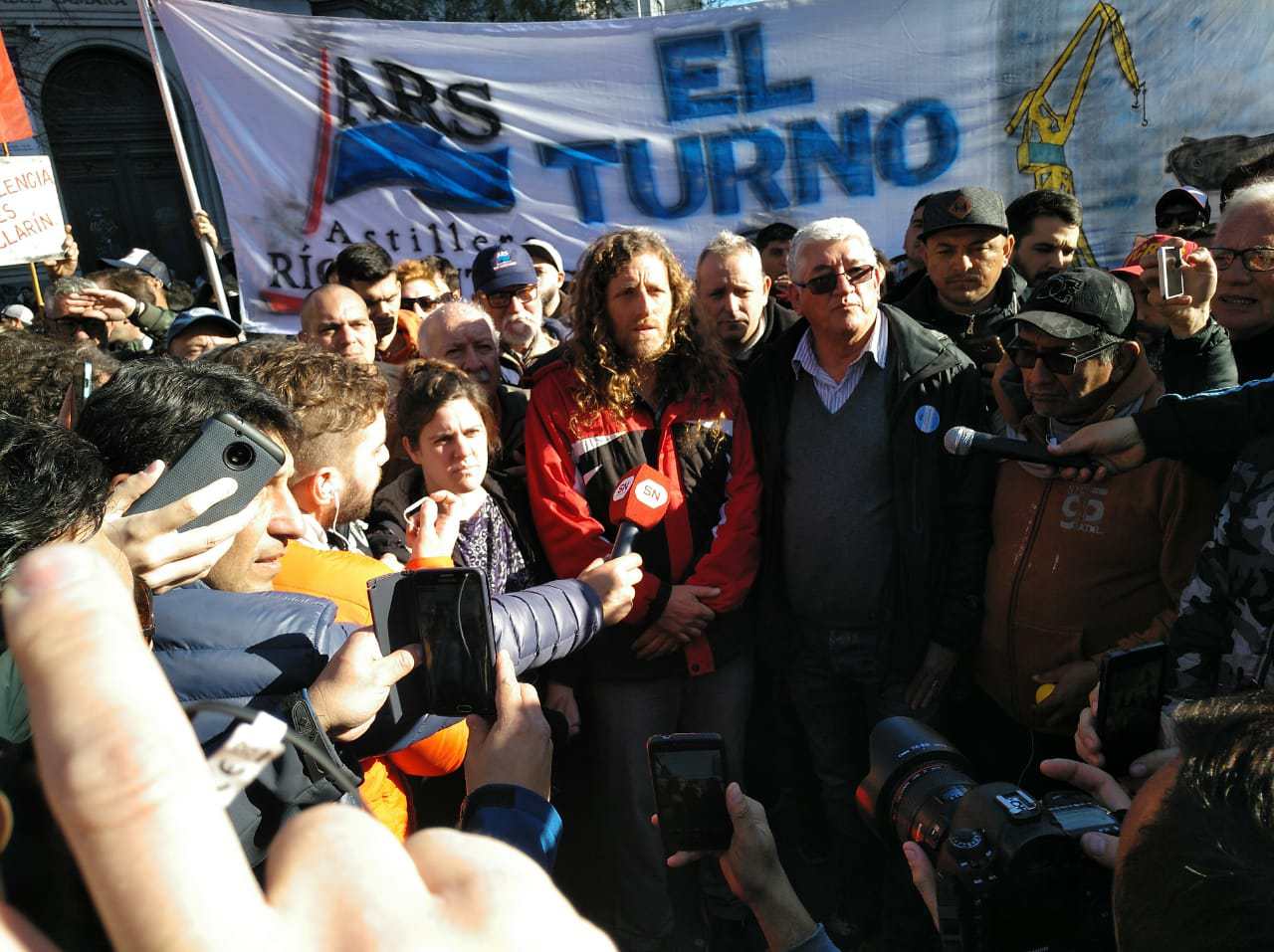 Contra las balas de Macri y Vidal, paro y movilización de la clase trabajadora: estatales y docentes a la huelga