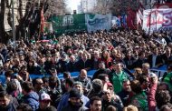 “Abrazamos a la Universidad Pública y al Astillero Rio  Santiago, sin trabajo y salarios dignos no hay futuro, dijo Saintout