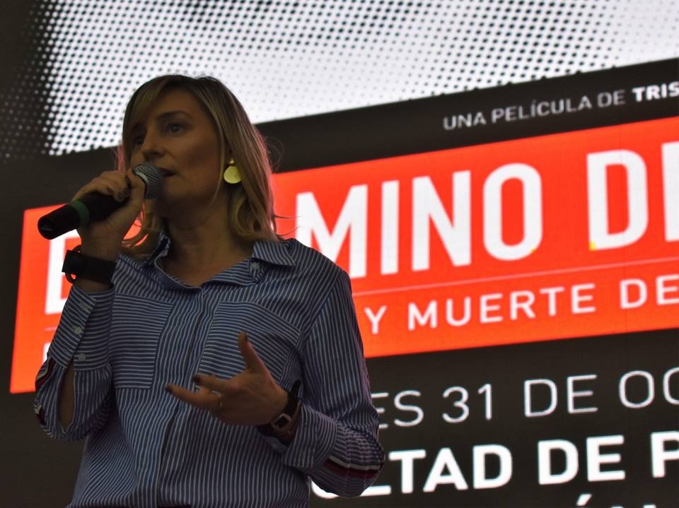 “Los periodistas de los medios hegemónicos son grupos de tarea, y la Justicia en maquinaria de venganza”, dijo Andrea Varela