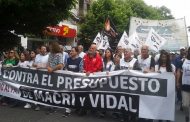 Pese al reclamo de los intendentes y el rechazo de los gremios, Vidal presiona para tener su presupuesto del ajuste