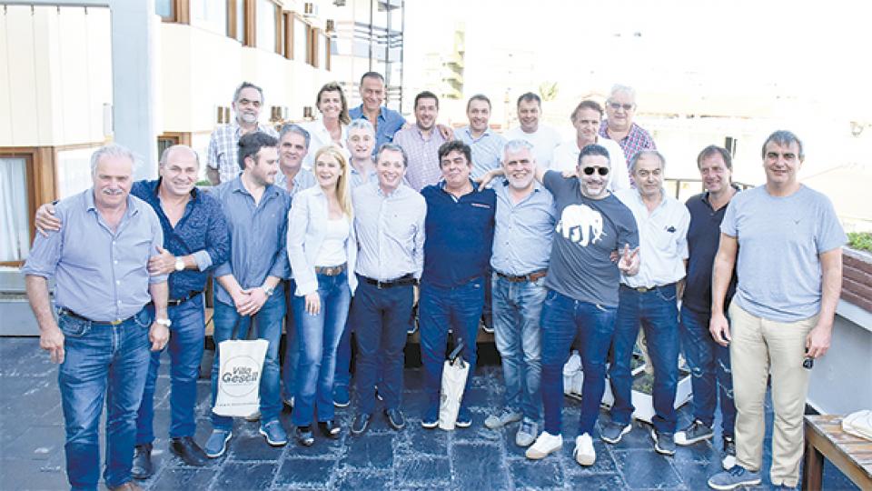 Los intendentes que se organizan contra los tarifazos de Vidal