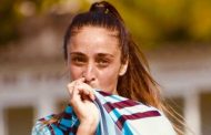 Para que “el fulbo” deje de ser cosa de machos, Periodismo de la UNLP  reconoció a la jugadora Macarena Sánchez