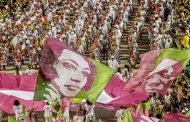 Mangueira condena al poder y reivindica a las mujeres luchadoras: así fue la vencedora del Carnaval de Río de Janeiro