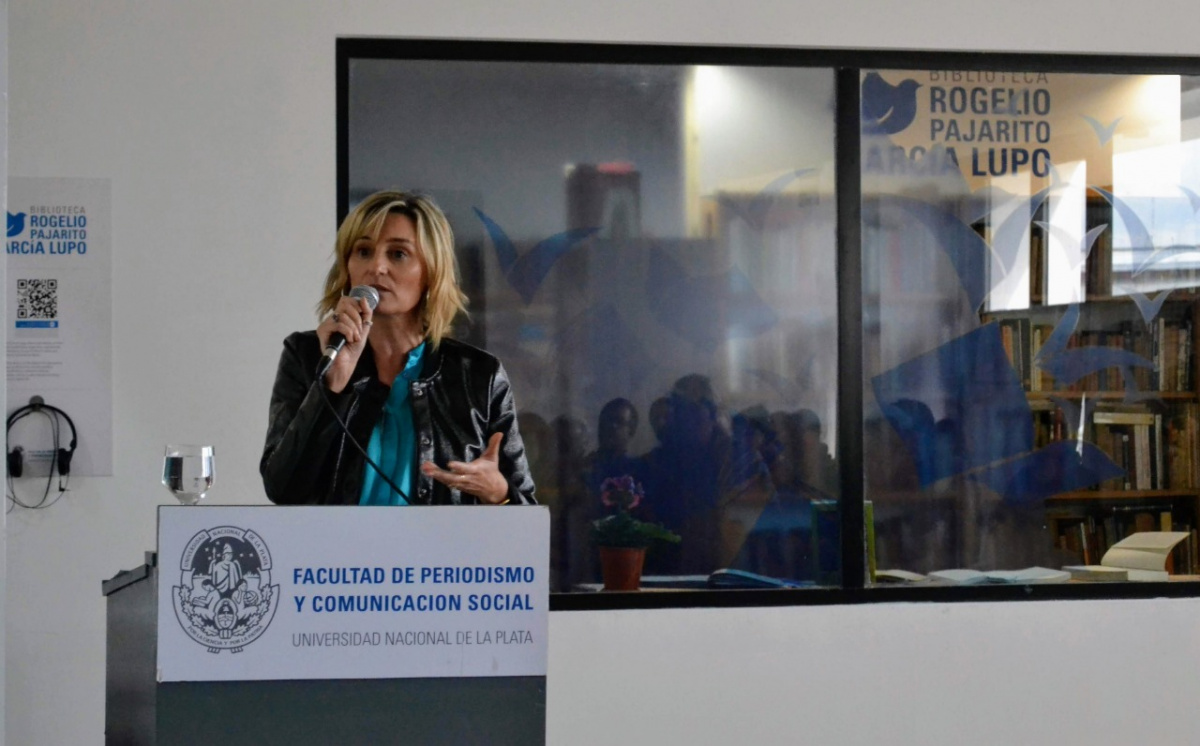 Periodismo de la UNLP inauguró la Biblioteca Rogelio García Lupo