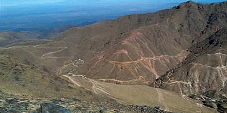 ¿Qué pasará con la megaminería contaminante, y para muchos saqueadora, después del 10?