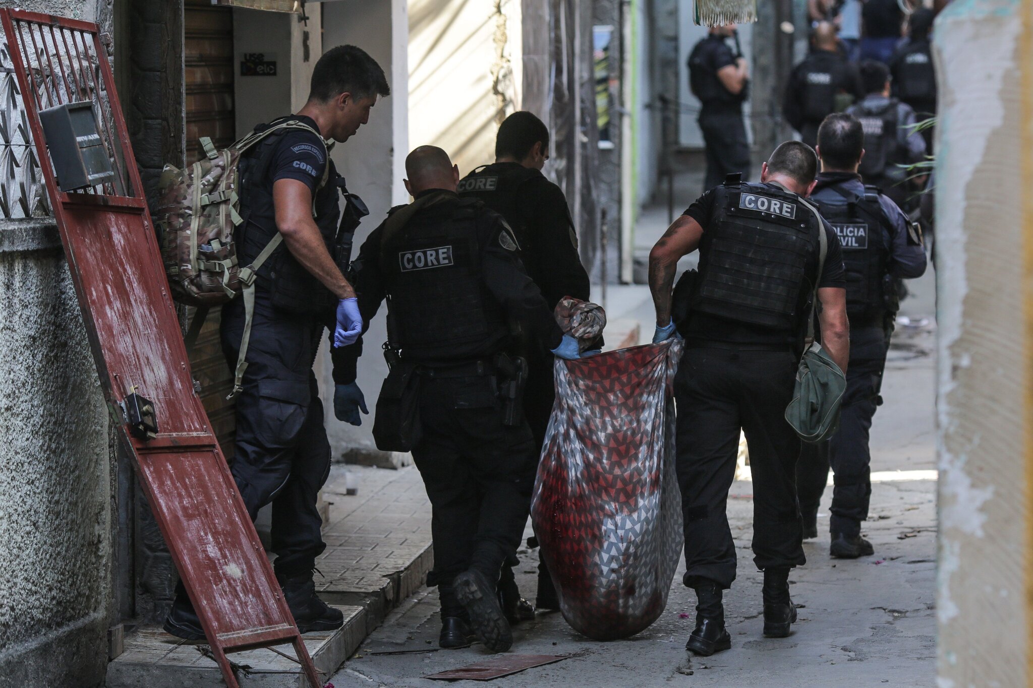 La impune brutalidad policial en Brasil no para de matar pobres y negros | AGEPEBA